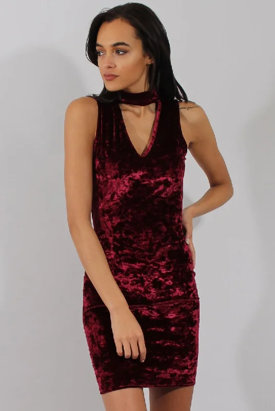 Wine Crushed Velvet Choker Dress - Serina