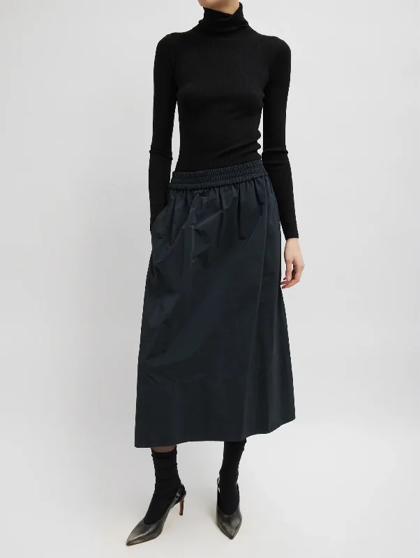 Nylon Pull On Full Skirt in Black